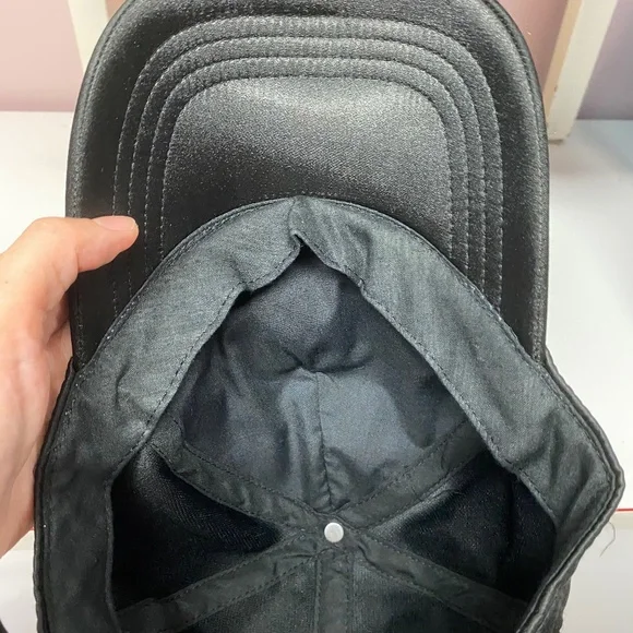 Very chic cap - Picture 3 of 3